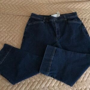 Classic Blue Denim Jeans size 15 Liz Claiborne Lizwear jeans. Capri